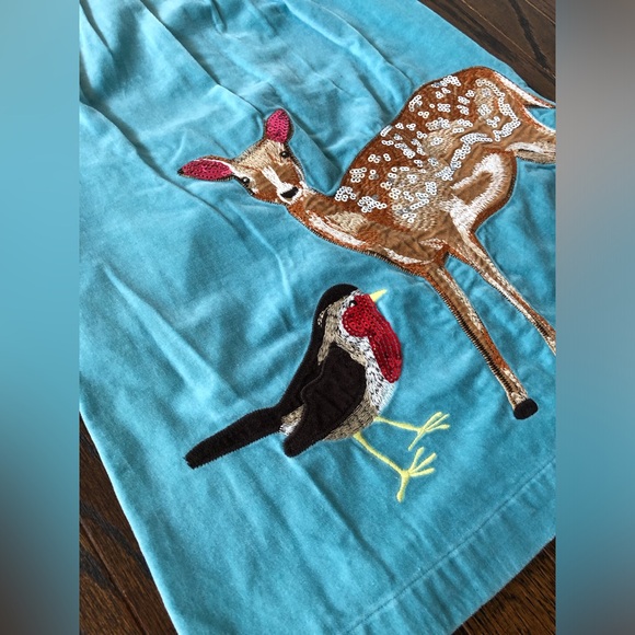 Mini Boden Girls 4-5Y Turquoise Blue Pinafore Bird/Deer Applique Velvet Jumper - Picture 3 of 10